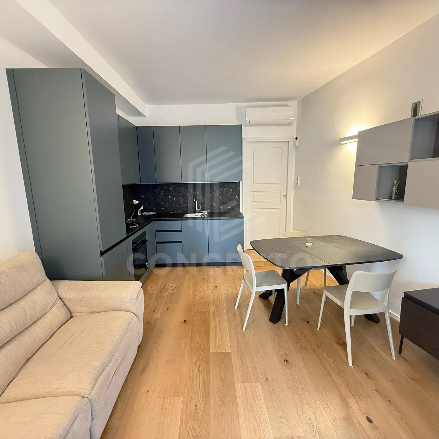 Appartamento in Cesare Balbo in Bocconi Milano hero