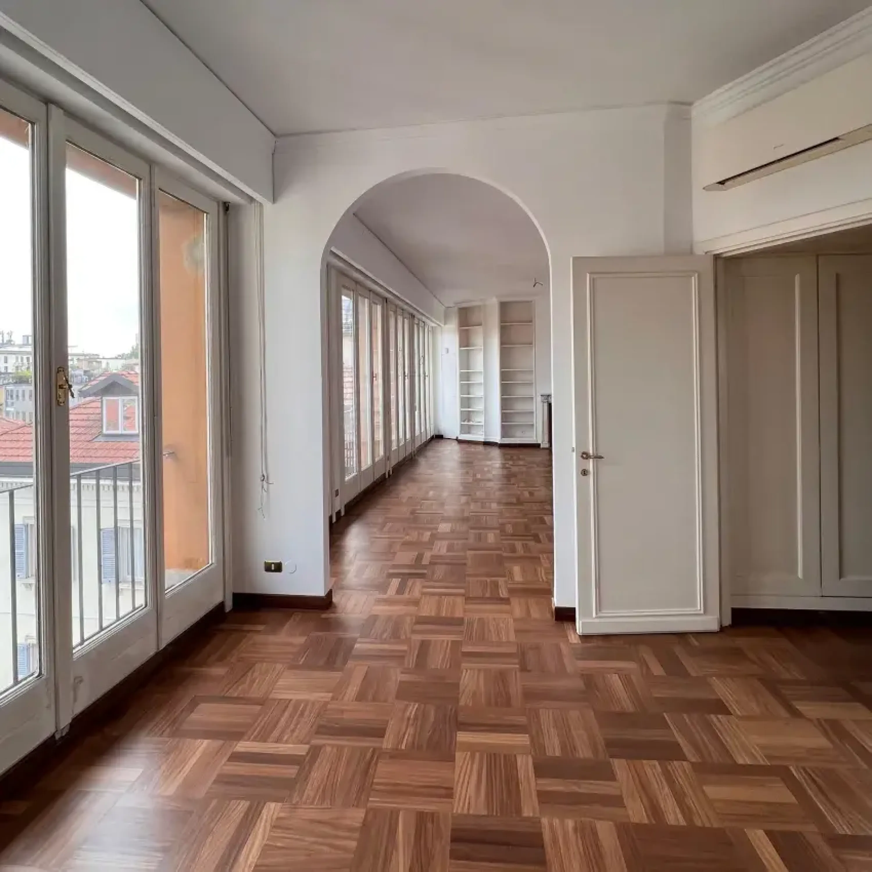 gallery off market 1